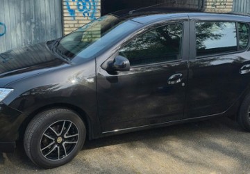 Dacia Sandero 48.000 km 6.999 &euro; Selm 59379