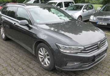 VW Passat Variant Business 2.0 TDI DSG NAVI AHK KAMER 193.960 km 14.444 &euro; Bergkamen 59192