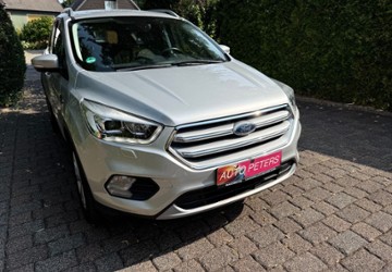Ford Kuga 114.000 km 10.990 &euro; Bergkamen 59192