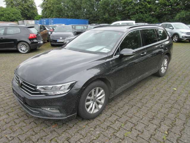 VW Passat Variant Business 2.0 TDI DSG NAVI AHK KAMER 193.960 km 14.444 &euro; Bergkamen 59192