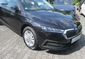 Skoda Octavia Ambition 2.0 TDI DSG NAVI STANDHZG LED ALU 90.840 km 21.488 &euro; Bergkamen 59192