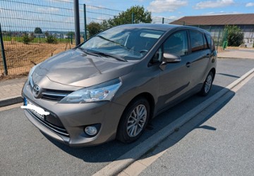 Toyota Verso 132.000 km 9.400 &euro; Ense 59469