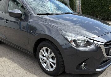 Mazda 2 59.000 km 11.990 &euro; Oer-Erkenschwick 45739